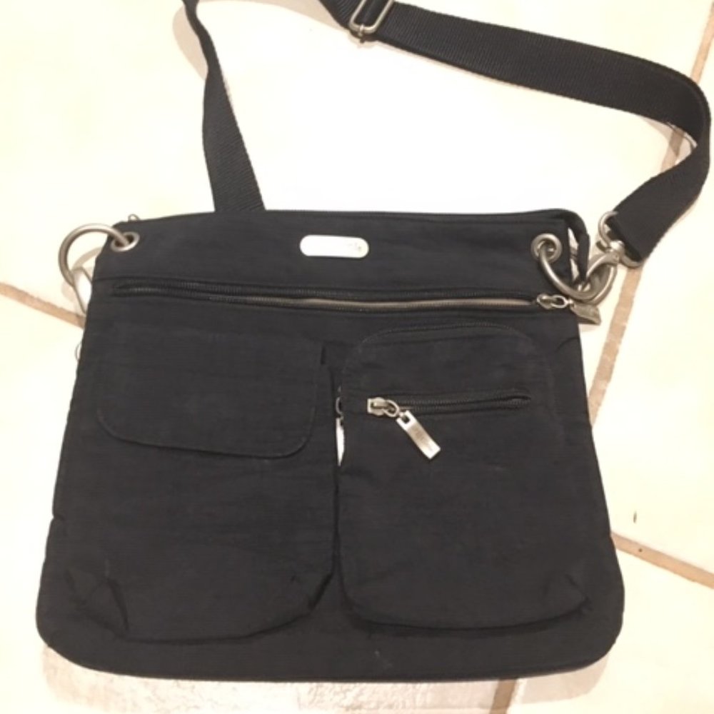 Baggallini HOBO Black Nylon Multi Pockets Zip Crossbody Shoulder Bag 10.5"x10"